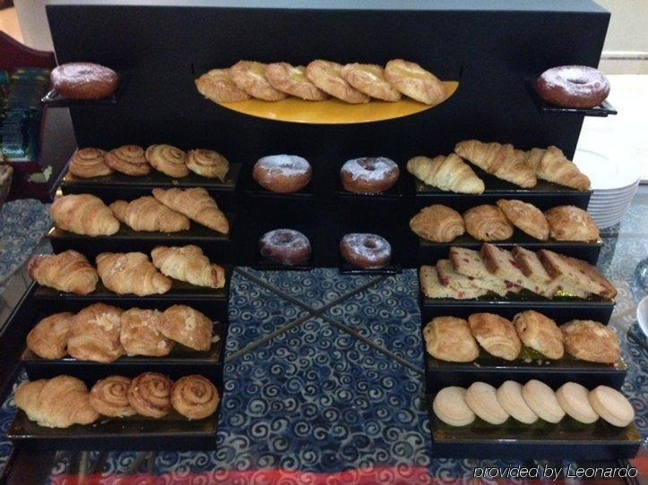 ヒルトン ガーデン イン リヤド オラヤ リヤード エクステリア 写真