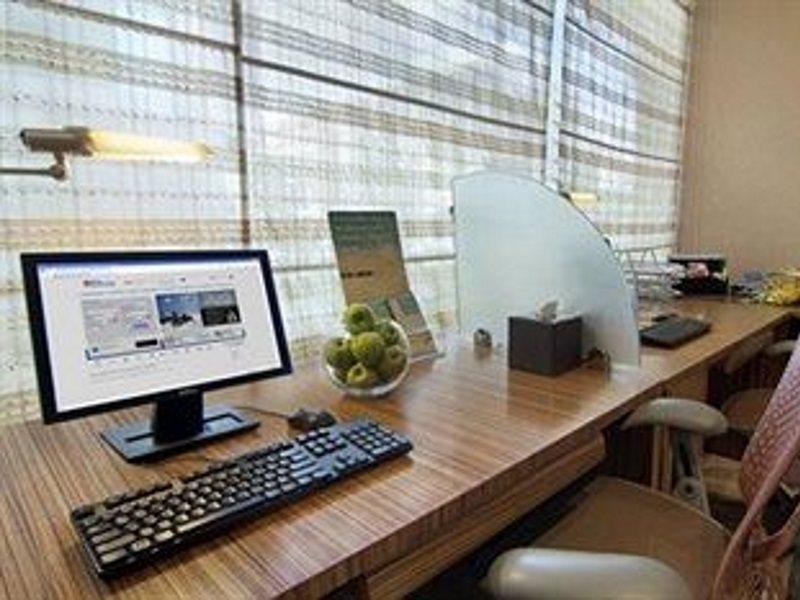 ヒルトン ガーデン イン リヤド オラヤ リヤード エクステリア 写真